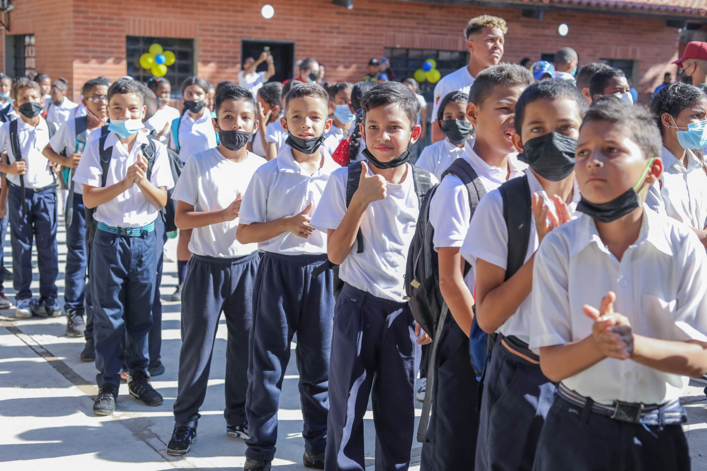 “Los estudiantes venezolanos vuelven al encuentro del conocimiento con alegría y esperanza”