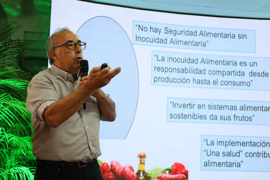 Experto en inocuidad de alimentos del OIEA destaca potencial exportador del cacao nacional